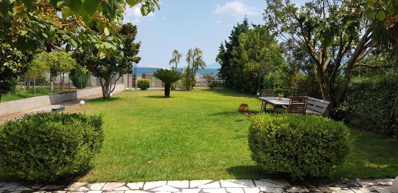 Country House By The Sea !!! Villa Karavomilos  Exterior photo